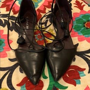 Wrap around ankle Coach flats